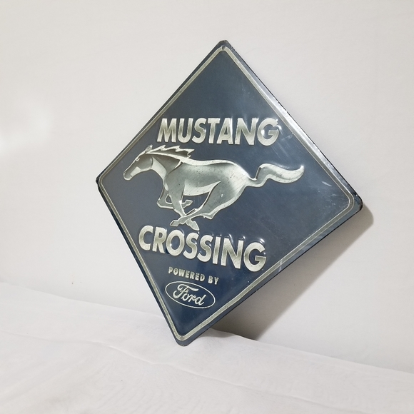 Ford Mustang wall decor - Picture 2 of 8